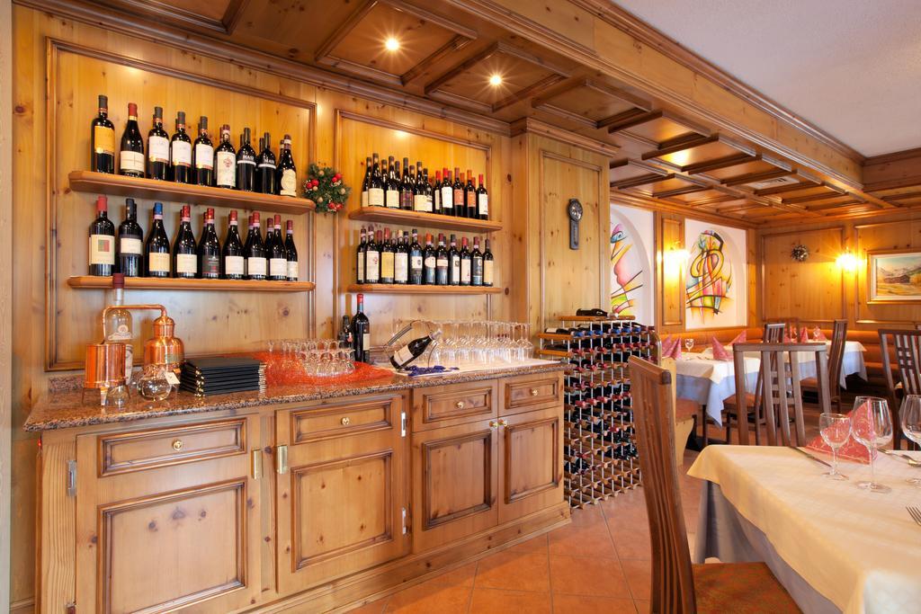 Hotel Krone Livigno Luaran gambar