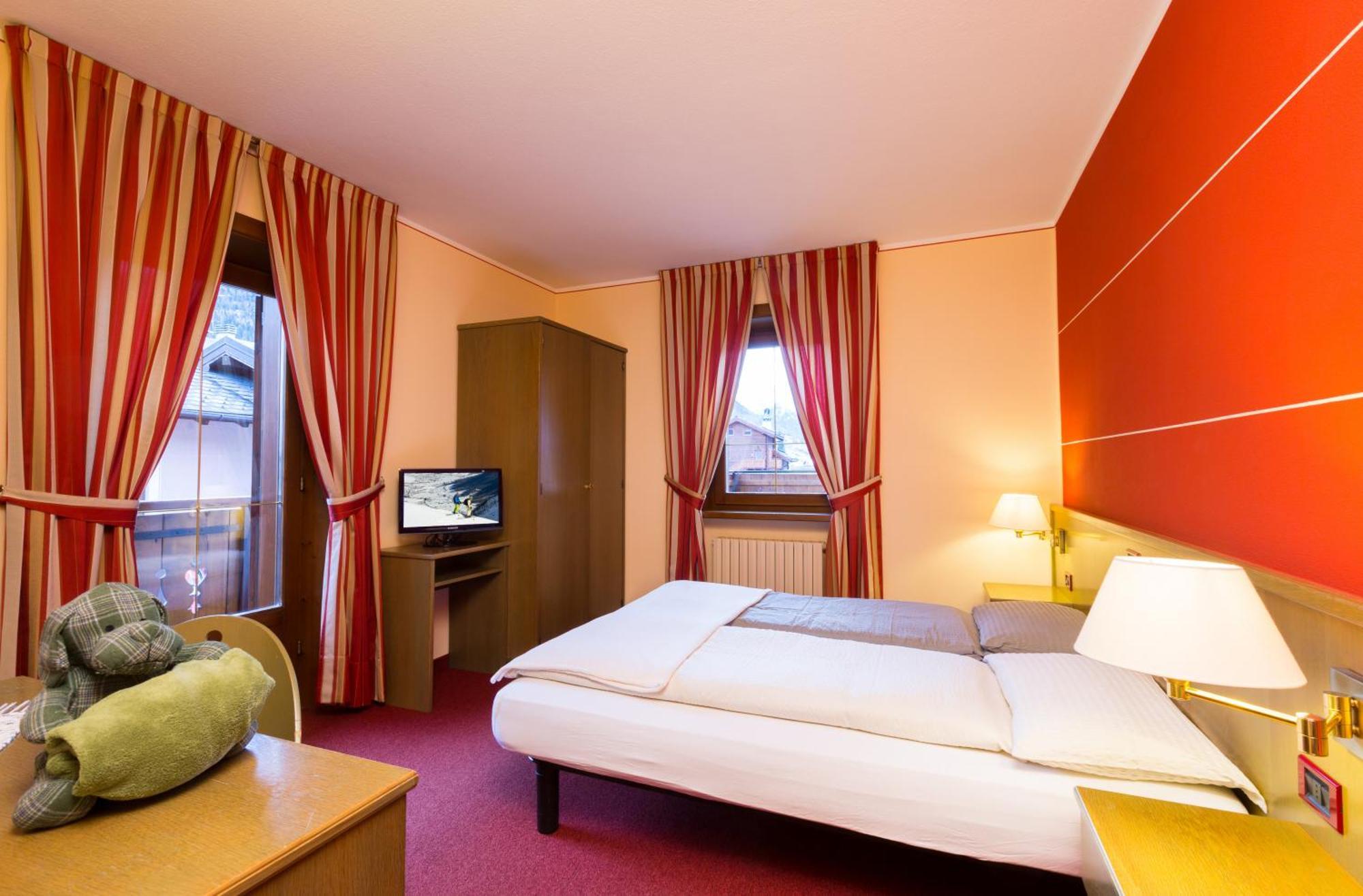 Hotel Krone Livigno Luaran gambar