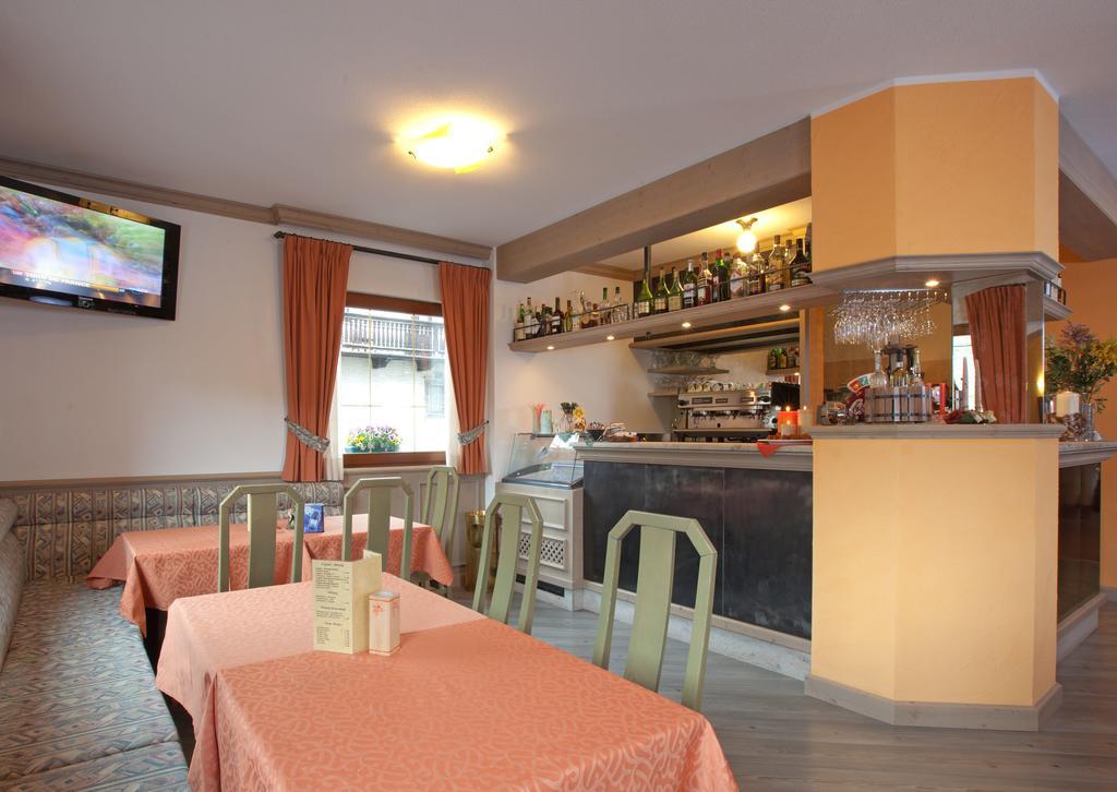 Hotel Krone Livigno Luaran gambar