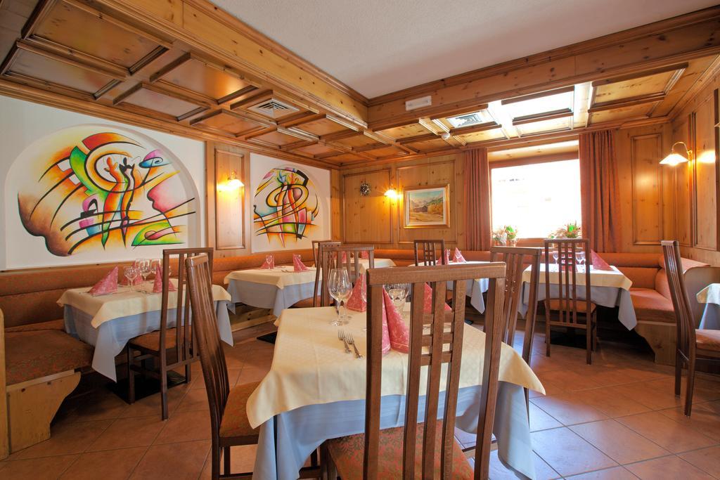 Hotel Krone Livigno Luaran gambar